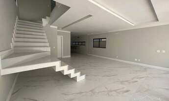 Imagem 7: CONDOMÍNIO RIO MAR CASA TRIPLEX COM 5 SUÍTES NA BARRA DA TIJUCA COM SEGURANÇA 24 HORAS E Á