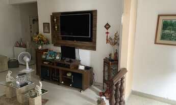 Imagem 2: Imóvel na quadra da praia com vista, próximo ao comércio