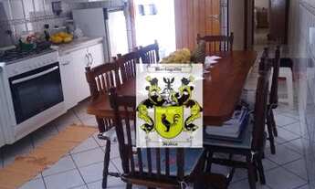 Imagem 2: Excelente Casa Térrea com Casa nos fundos - 02 vagas de garagem - ótima casa para investid