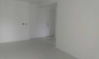 Imagem 2: Apartamento para venda possui 58 metros quadrados com 2 quartos em Pechincha - Rio de Jane