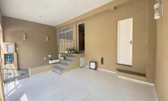 Imagem 2: Casa para venda possui 264 m2 com 3 quartos