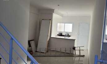 Imagem 2: Sobrado com 2 dormitórios à venda, 59 m² por R$ 240.000,00 - Maracanã - Praia Grande/SP