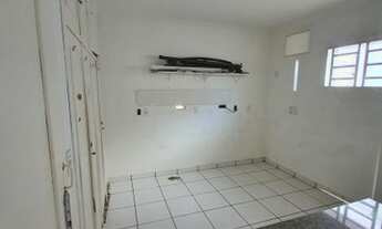 Imagem 5: Centro comercial para aluguel com 150 metros quadrados com 7 quartos