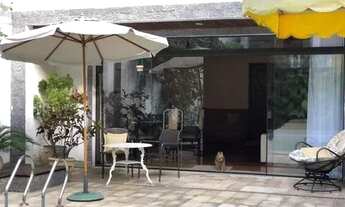 Imagem 4: Casas de rua para venda em Laranjeiras, RJ