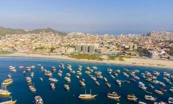 Imagem 2: Apartamento para venda possui 112 metros quadrados com 3 quartos em Centro - Arraial do Ca