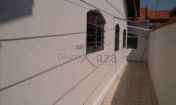 Imagem 7: Casa - Bosque dos Eucaliptos - 3 Dormitórios + EDICULA - 250m²