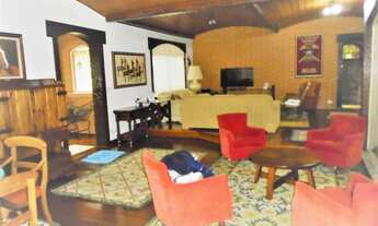 Imagem 3: Casa para Venda em Campos do Jordão, Alto do Capivari, 5 dormitórios, 3 suítes, 5 banheiro