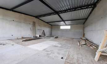 Imagem 6: Esquina - sobrado - barracão