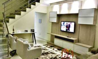 Imagem 3: Lindo sobrado à venda com 188m2, 3 dormitórios, 1 suíte, piscina e churrasqueira