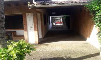 Imagem 2: LINDÍSSIMA CASA-450 M² ÁREA CONSTRUÍDA NO ESTADO-Centro da Vila Caiçara em Praia Grande-CO