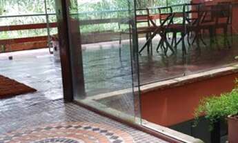 Imagem 5: Aconchegante casa com muito verde Pertinho do Shopping FashionMall Um lugar diferenciado d