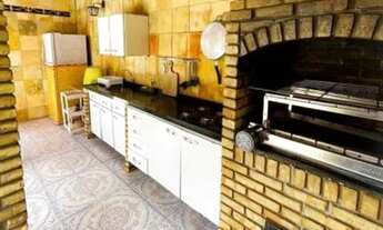 Imagem 2: Casa para venda possui 350 metros quadrados com 3 quartos em Arembepe (Abrantes) - Camaçar