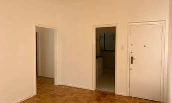 Imagem 2: Apartamento para aluguel e venda com 62 metros quadrados com 2 quartos