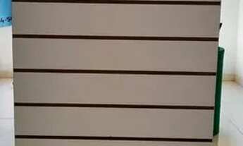 Imagem 3: Vendo expositor para loja, feito com painel canaletado, valor 950,00...