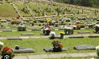 Imagem 3: Jazigo no Cemitério Parque das Aléias c/3 gavetas