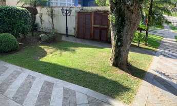 Imagem 3: Casa de condomínio para aluguel possui 280 metros quadrados com 4 quartos