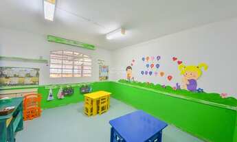 Imagem 7: Terreno com escola infantil funcionando