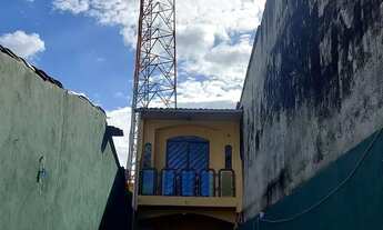 Imagem 5: Casa de 2 pavimentos Ao lado do líder guama