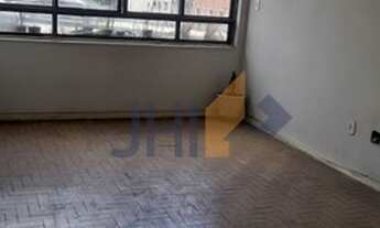 Imagem 5: ANDAR BAIXO, PRÓXIMO METRO REPUBLICA