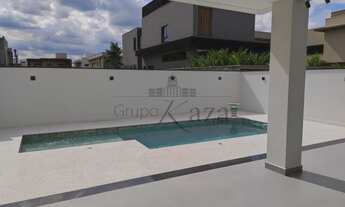 Imagem 4: Casa Condomínio - Urbanova - Condomínio Jardim do Golfe - 4 Dormitórios - Piscina - 405m²