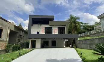 Imagem: Casa 360 m² 4 Quartos sendo 4 Suítes e