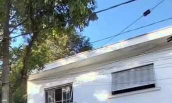 Imagem: Sobrado para venda tem 240 metros quadrados