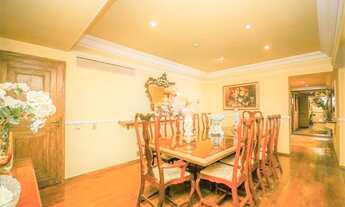 Imagem 2: Apartamento para venda no posto seis Copacabana tem 240 metros quadrados com 4 quartos