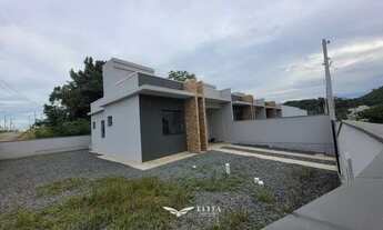 Imagem 1: Casa com 2 quartos, sendo 1 suíte, com 56m² no bairro Itajuba-Barra Velha-SC