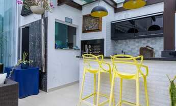 Imagem 3: Casa Ampla para Venda na Praia dos Amores | 203m² | 03 suítes | 02 vagas