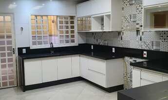 Imagem 4: OAlmeida, QNO 18, Com 3 quartos e Aceita Financiamento