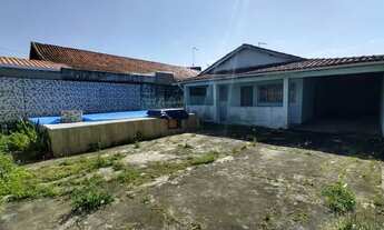 Imagem: Casa de Lote inteiro a 500 metros da praia