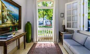 Imagem 3: Uma oportunidade única de possuir uma mansão comercial magnífica e luxuosa no coração do