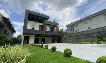 Imagem 2: Casa 360 m² 4 Quartos sendo 4 Suítes e 5 banheiros para locação