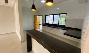 Imagem 4: Casa nova , edificada em lote inteiro no bairro Castanheiras