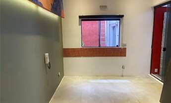 Imagem 4: Salas em prédio de esquina, lugar movimentado no centro de Mogi das Cruzes