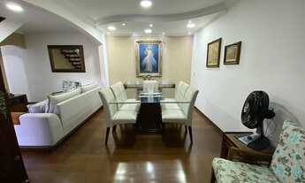 Imagem: Casa para venda tem 215 m² com 5 quartos