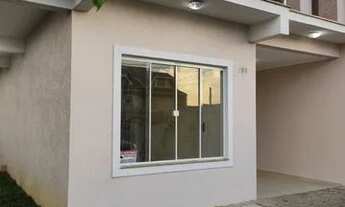 Imagem 2: Sobrado para aluguel com 159 metros quadrados com 3 quartos em Santa Felicidade - Curitiba