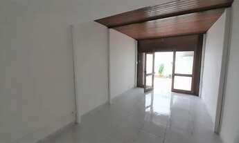 Imagem 6: Loja dentro da Galeria no Bairro Cristo Redentor com 20 m² com banheiro e mezanino. Infrae