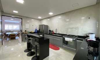 Imagem 5: Linda Casa Condomínio p/ Venda Lt 415 m² 3 Quartos 3 Suítes Closet Escritório Cheia Armári