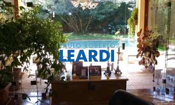 Imagem: SOBRADO - CIDADE JARDIM - SP