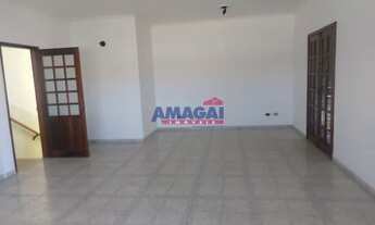 Imagem: Sobrado com 4 dormitórios para locação