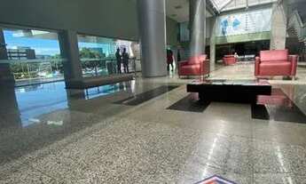 Imagem 4: SMH/NORTE QD 02 ED. DR CRISPIM - SALA REFORMADA COM GARAGEM