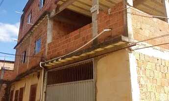 Imagem 2: VENDO 3 CASAS Casa com 2 dormitórios