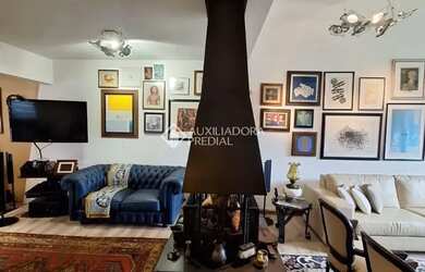 Imagem 2: CASA- COND.SHOW!!! 698 metros quadrados com 3 quartos em Santa Tereza - Porto Alegre - RS