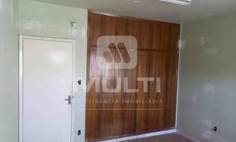 Imagem 4: Sala - CENTRO Galpão / depósito com aluguel por R$3.000 /mês