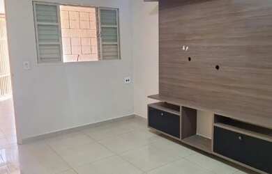 Imagem: NA - Casa com 2 quartos sendo 1 suíte na