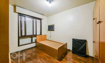 Imagem 9: Apartamento à venda em Petrópolis com 123 m², 3 quartos, 1 suíte, 1 vaga