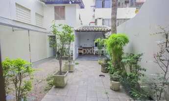 Imagem 7: Sobrado para venda tem 280 metros quadrados com 3 quartos em Mont Serrat - Porto Alegre