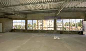 Imagem 3: Sala comercial de 180m2 na Vila Oliveira