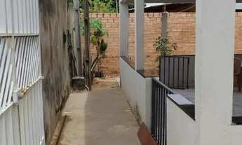 Imagem 4: Vendo ou troco Casa com 2 dormitórios